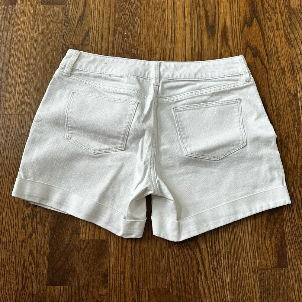 The Limited Denim Easy Short in White, size 6